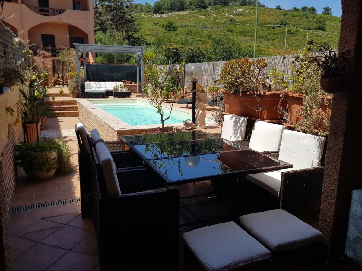 Casa Vacanze Valentina Porto Conte Ngoại thất bức ảnh