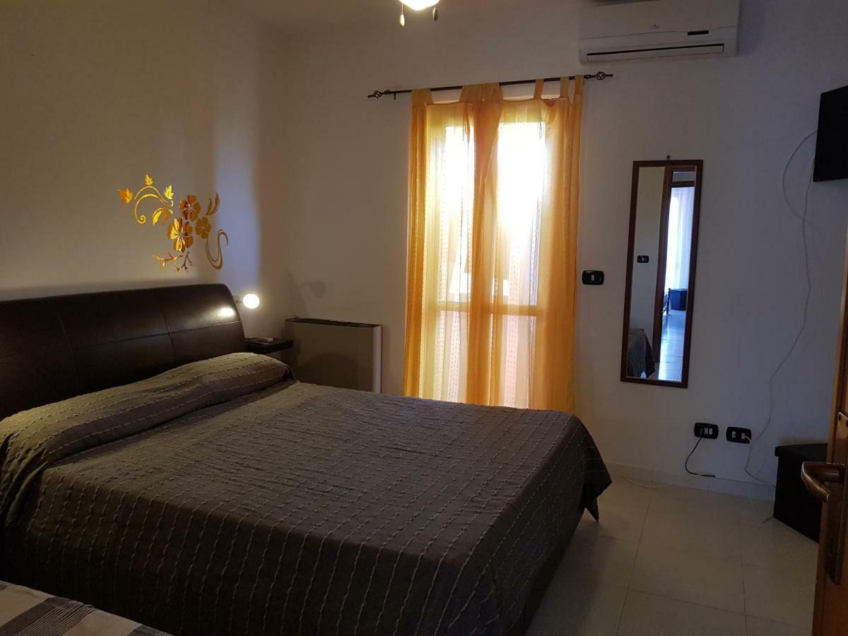 Casa Vacanze Valentina Porto Conte Ngoại thất bức ảnh